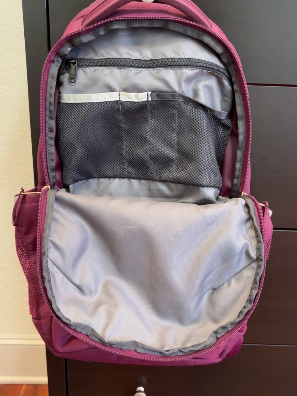 The North Face Jester Luxe Backpack - Plum Berry - Picture 3 of 6